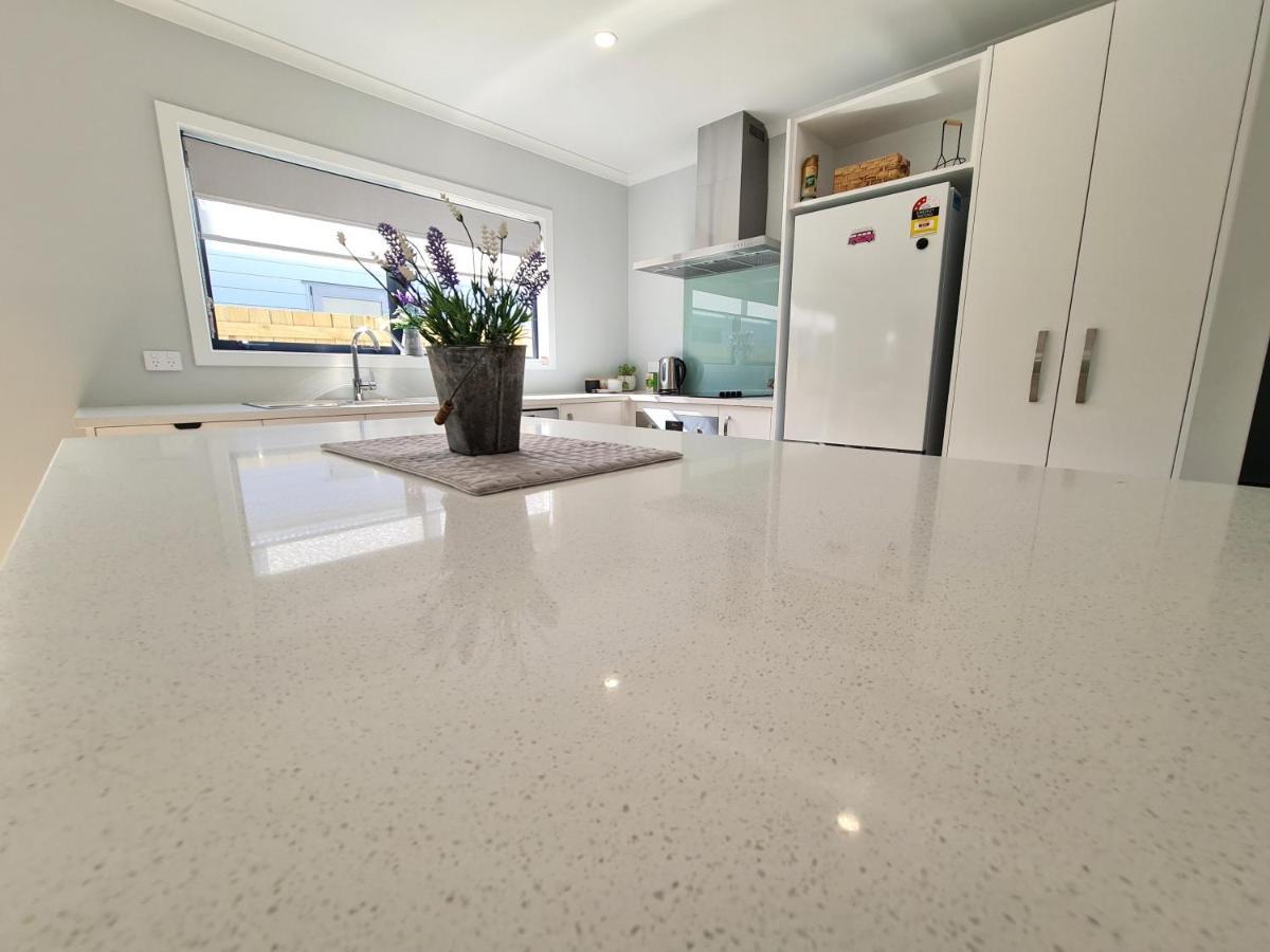 Brand New & Cosy In Kapiti - New 3-Bedrooms 4-Beds In Paraparaumu Buitenkant foto